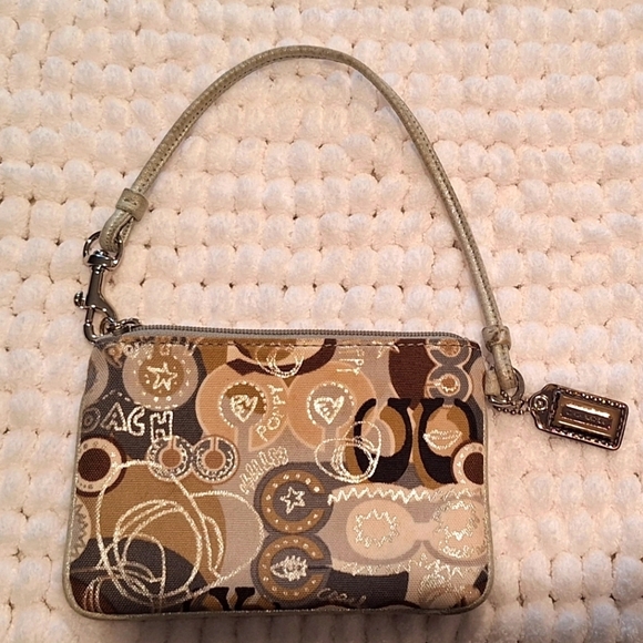 Coach Poopy bundles purse and wristlet - Picture 4 of 14